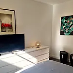Les Arenes, 1 A 6 Personnes En Centre * Nîmes