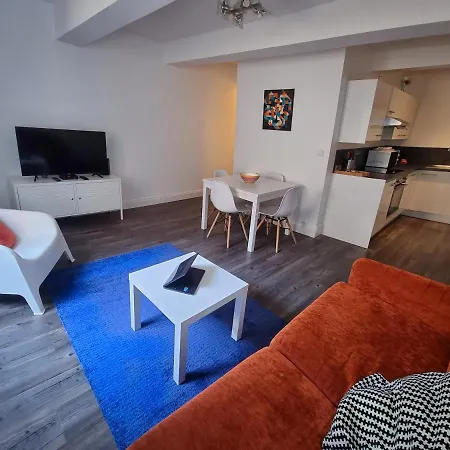 Les Arenes, 1 A 6 Personnes En Centre 公寓 *