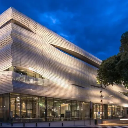 Les Arenes, 1 A 6 Personnes En Centre 公寓 *