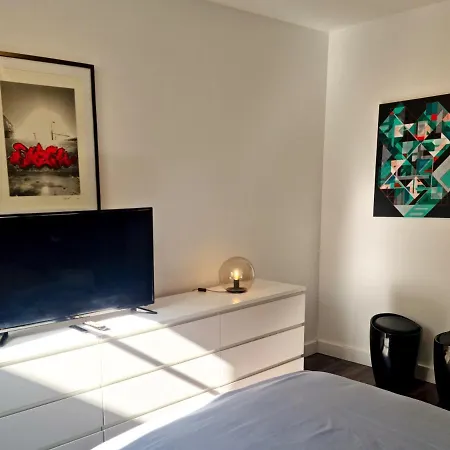 Les Arenes, 1 A 6 Personnes En Centre * 尼姆