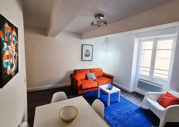 Les Arenes, 1 A 6 Personnes En Centre