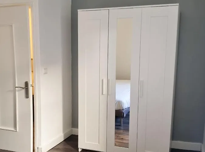 Les Arenes, 1 A 6 Personnes En Centre