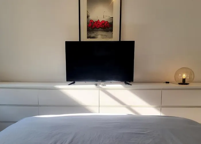 Apartment Les Arenes, 1 A 6 Personnes En Centre Nimes